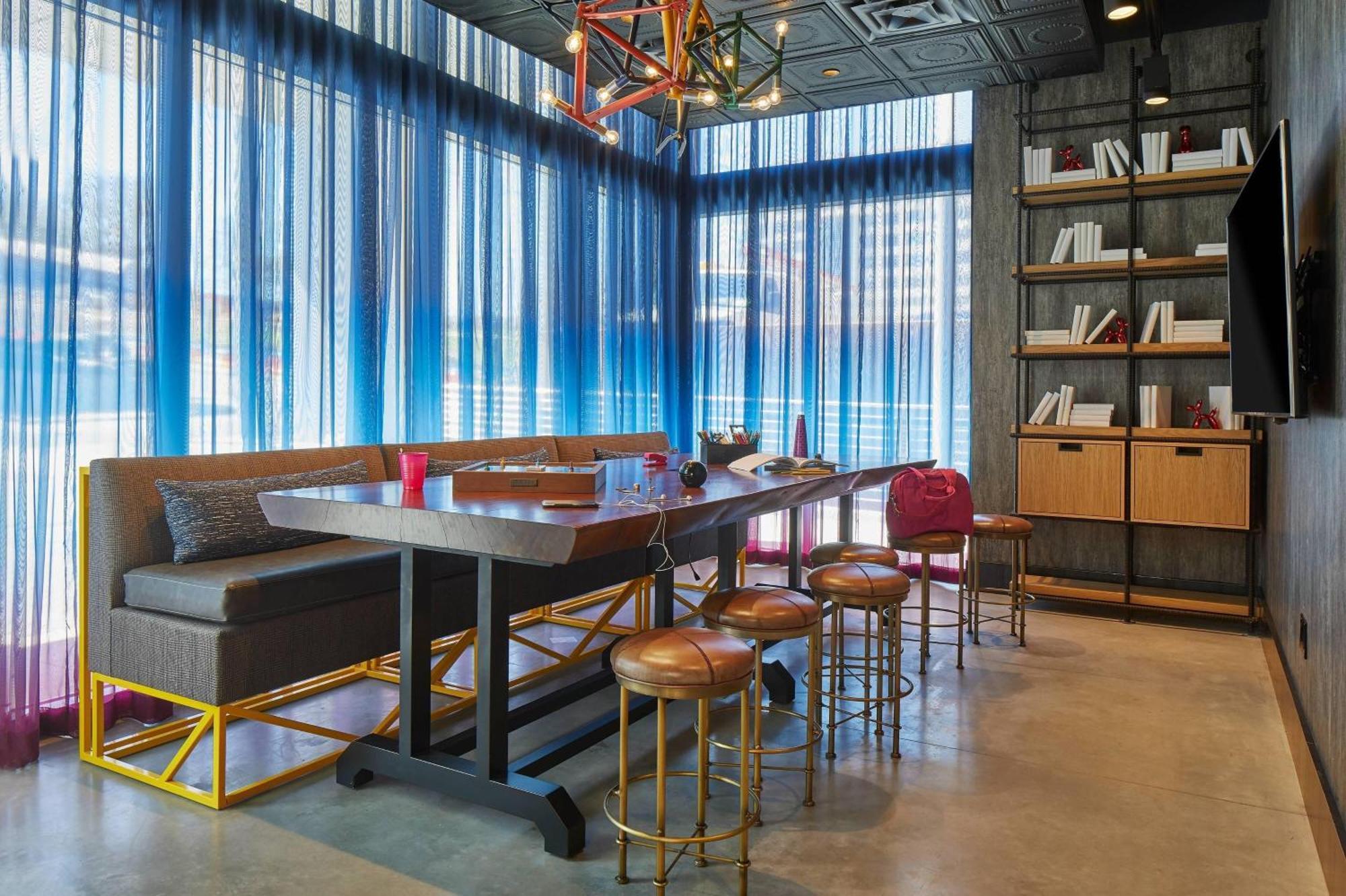 Moxy Atlanta Midtown Hotel Ngoại thất bức ảnh